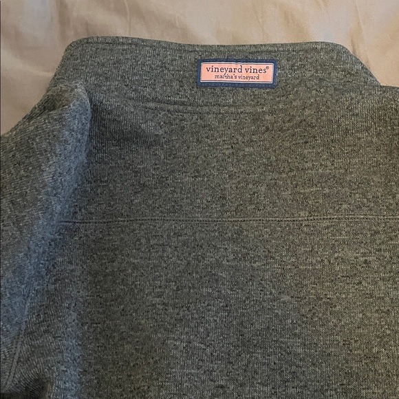 Vineyard Vines Heather Gray and Navy Jacket with Red Details - Picture 8 of 9